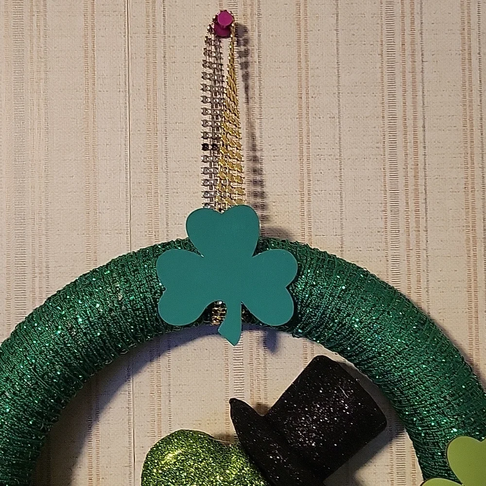 HAND CRAFTED WREATH ST PATRICK'S 